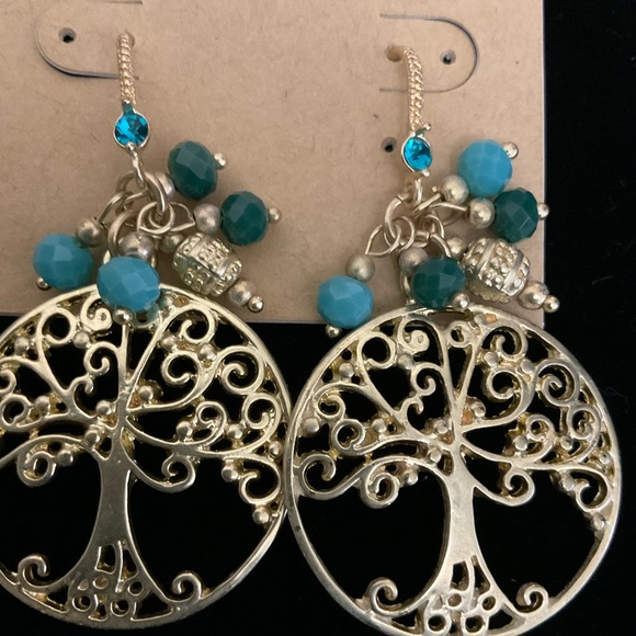 Earrings - Picture 2 of 2